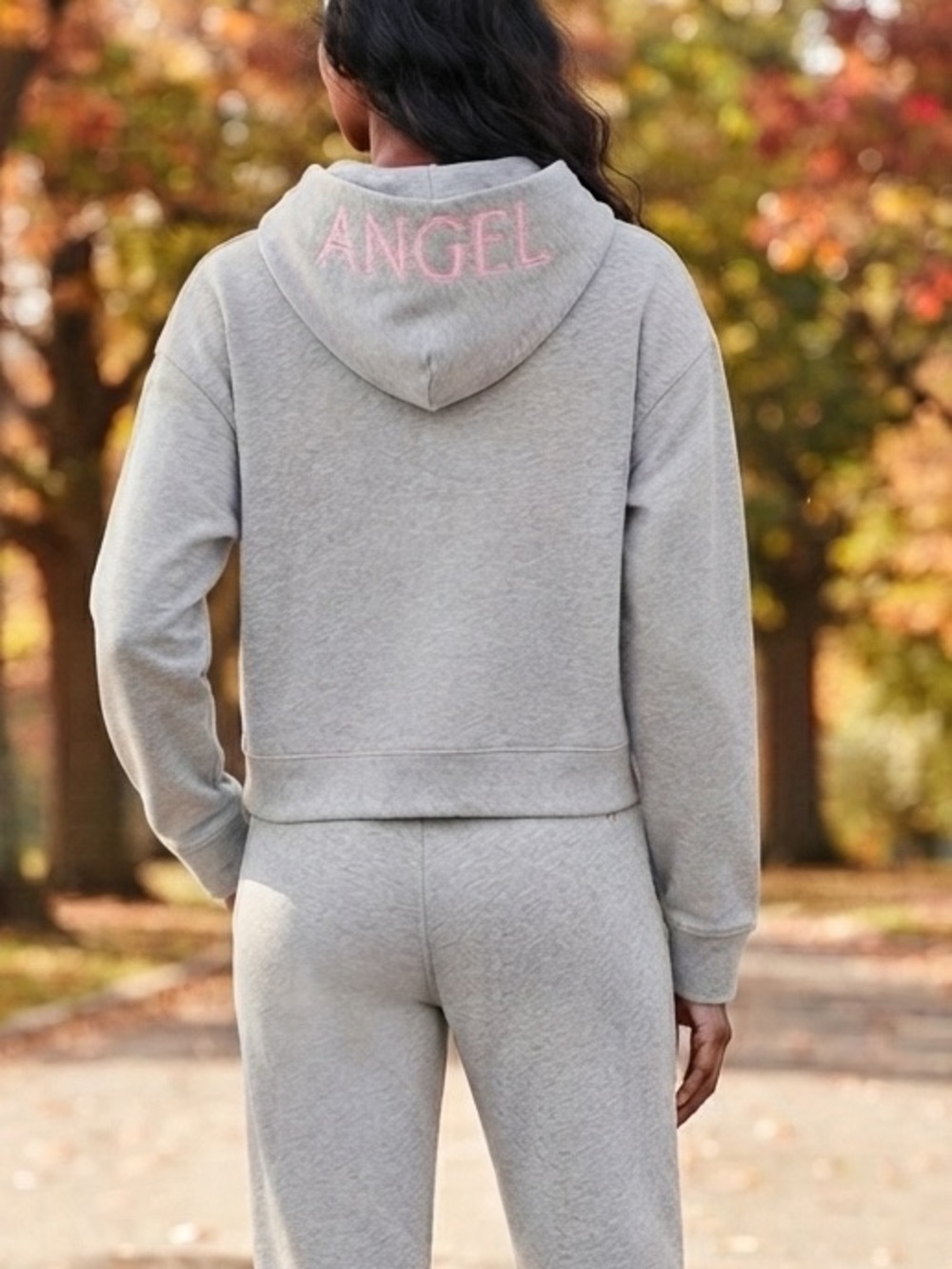 NWT VS VICTORIAS SECRET ANGEL CAMPUS FLEECE HOODIE SWEATSHIRT SMALL
NEW